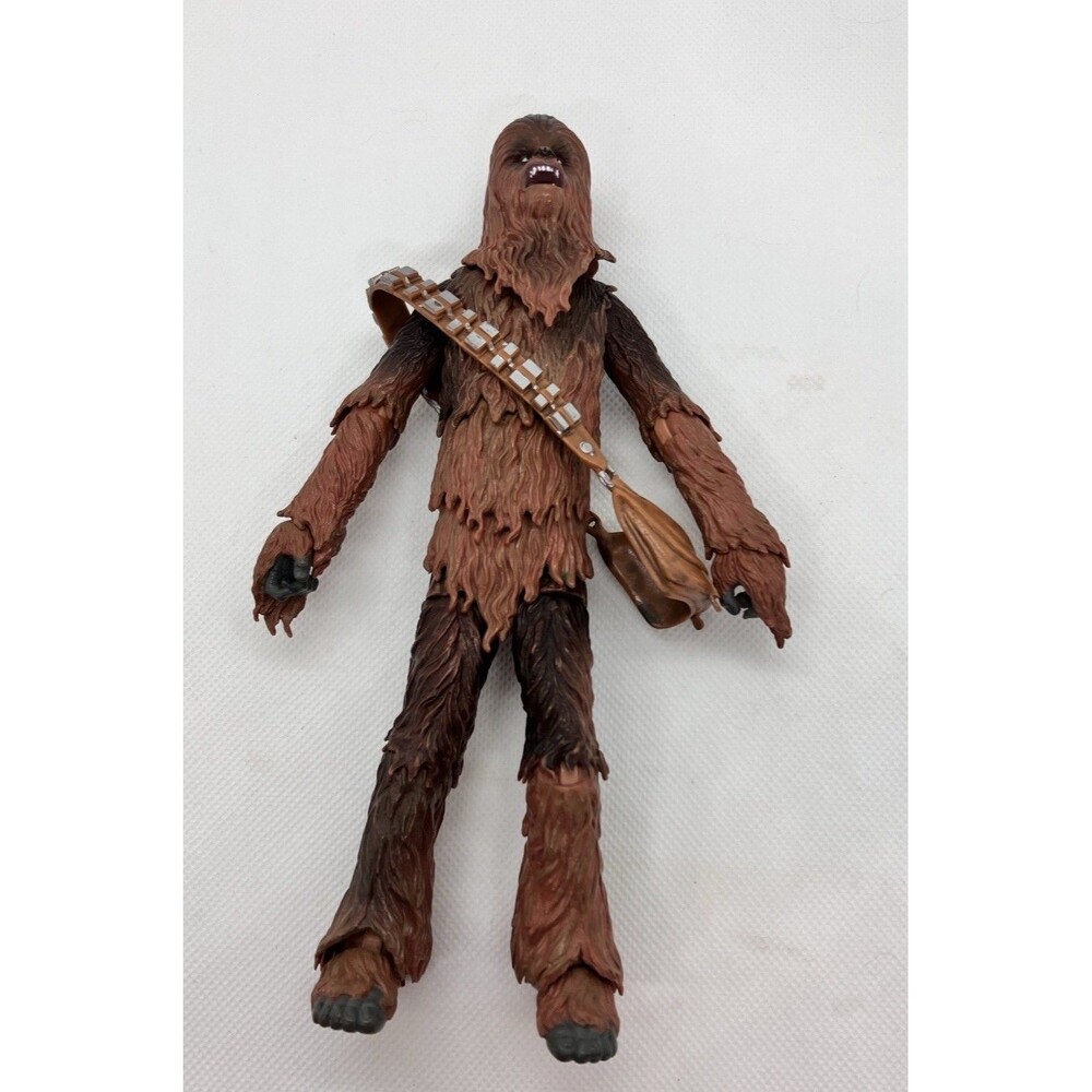 STAR WARS Genuine Hasbro Star Wars Chewbacca 7 1/2" Chewbacca Action Figure